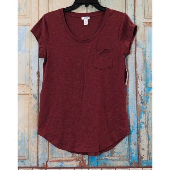 Ambrielle Womens Size Small Scoop Neck Tee Shirt Red Burnt Russet Pocket Stretch - Picture 2 of 9